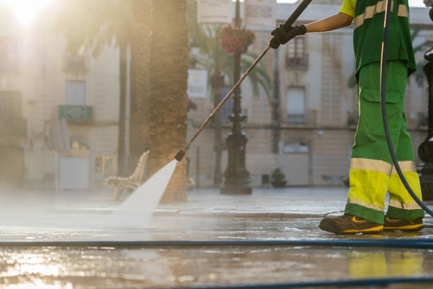 Best Pool Deck Cleaning in Fredericksburg, IA
